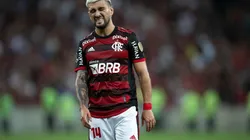Jorge Rodrigues/AGIF - Arrascaeta no Flamengo.