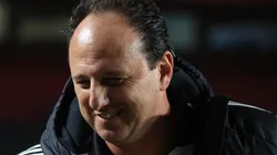 Rogério Ceni quer lateral do Coritiba (Foto: Marcello Zambrana/AGIF)