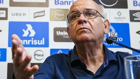 Grêmio toma punição pesada do STJD e Romildo Bolzan se revolta