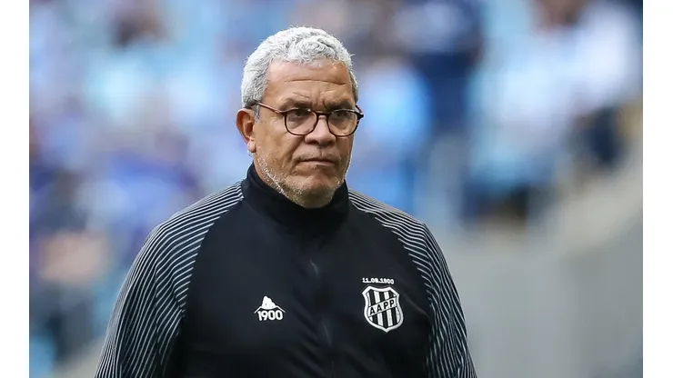 Pedro H. Tesch/AGIF/ "Se eu tiver a oportunidade..."; Hélio dos Anjos é sincero sobre seu futuro na Ponte Preta.