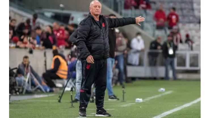 Agif/Robson Mafra - Felipão mostra caminho das pedras para título da Libertadores