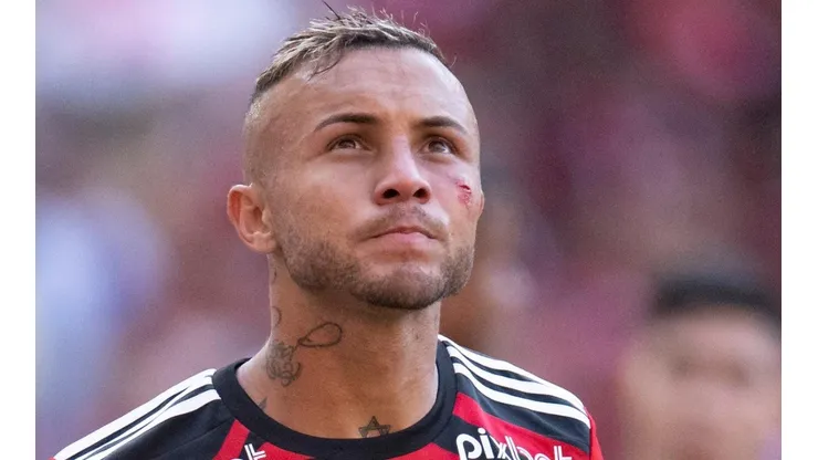 - Everton Cebolinha