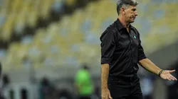 Thiago Ribeiro/AGIF - Renato Gaúcho se irrita com atuação do Grêmio.