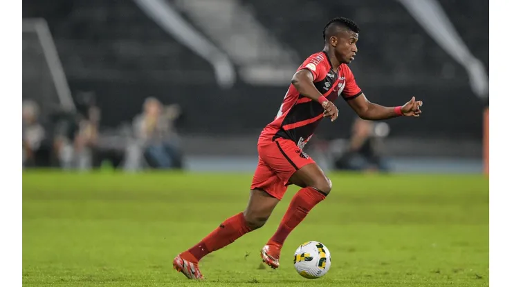 Foto: Thiago Ribeiro/AGIF