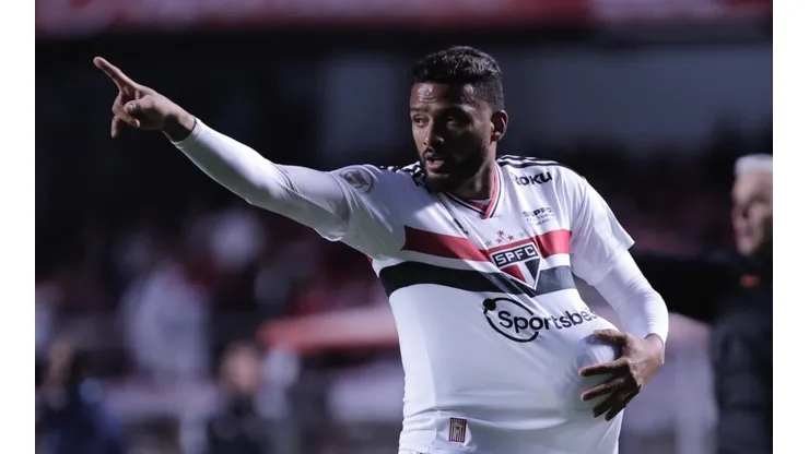 Ettore Chiereguini/AGIF - Reinaldo em ação pelo SPFC.