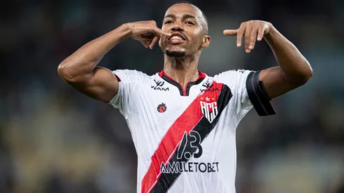 Marlon Freitas é do Botafogo em 2023 (Foto: Jorge Rodrigues/AGIF)