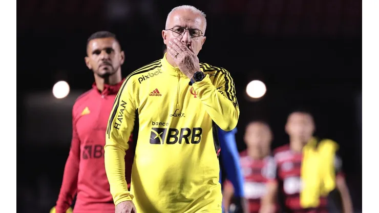 Ettore Chiereguini/AGIF - Dorival no comando do Flamengo.