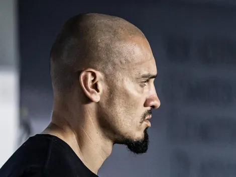 Maicon manda a real e cobra companheiros de equipe