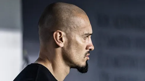 Maicon manda a real e cobra companheiros de equipe