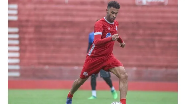 Foto: Tiago Caldas/CNC/ Welligton, Arthur Henrique e +2; Dado Cavalcantti segue com baixas no Náutico.