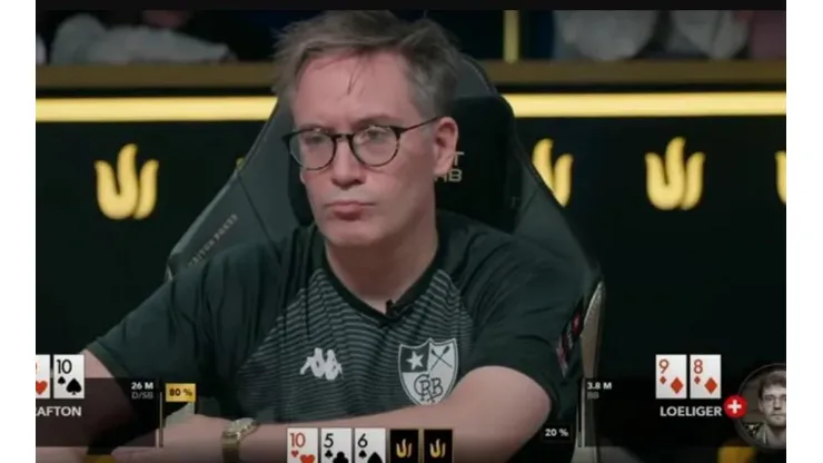 Sam Grafton usou camisa do Botafogo (Foto: Reprodução/Youtube canal oficial Triton Poker)