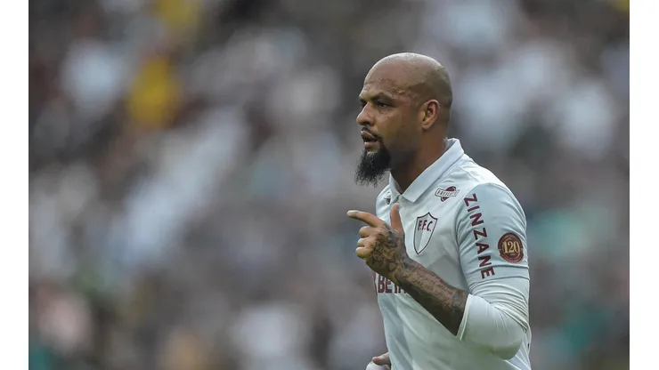 Thiago Ribeiro/AGIF/ "Eu gosto, me amarro"; Felipe Melo fala sobre clima hostil da semifinal contra o Corinthians.