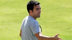 "Seguir os passos de Deco"; jornal aponta que ex-defensor do Flu poderá defender Seleção de outro país na Copa