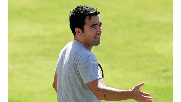"Seguir os passos de Deco"; jornal aponta que ex-defensor do Flu poderá defender Seleção de outro país na Copa