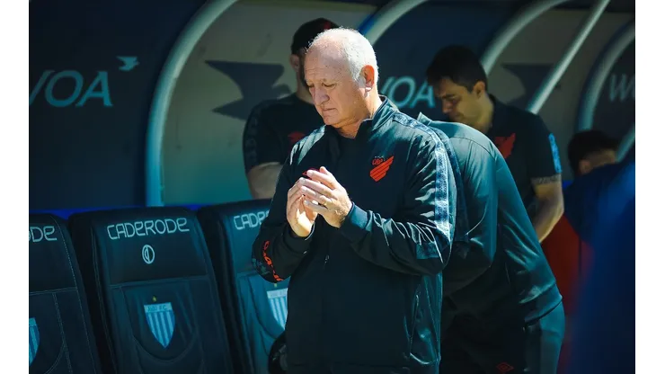 Agif/R.Pierre - Felipão fala sobre a classificação do Athletico na Libertadores