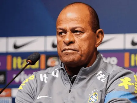Paulo Paixão 'reabre a ferida' sobre demissão e defende Diego Souza no Grêmio