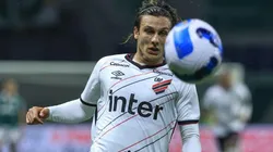 Marcello Zambrana/AGIF/ Canobbio, Pablo e +9; Felipão esboça Athletico-PR para duelo contra o Avaí.