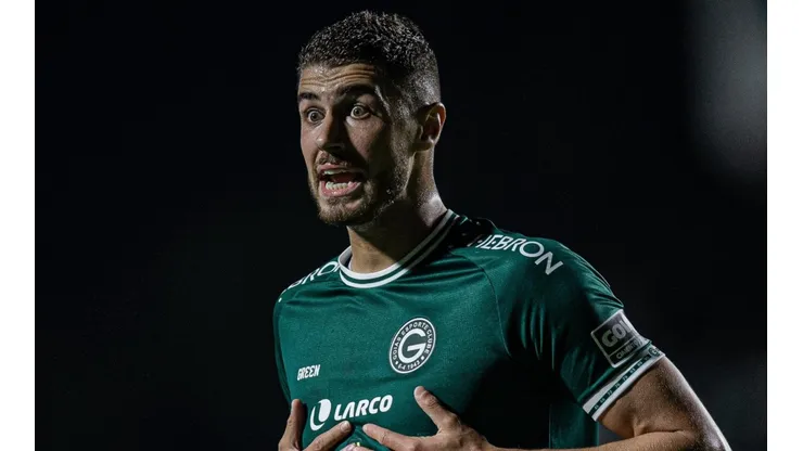 "R$ 13 milhões”; Braz ativa o modo sincerão e responde sobre possível interesse do Fla em Pedro Raúl