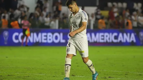 Foto: Fernanda Luz/AGIF - Rodrigo Fernández será desfalque do Santos