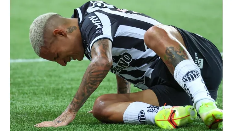 “Com bastante dor...”; Guilherme Arana abre o jogo e revela sobre lesão