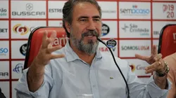 Antonio Carlos Castanheira falou sobre a nova "casa" do Santos (Foto: Divulgação/Portuguesa)