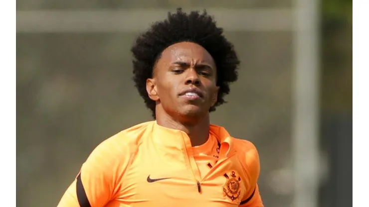 Foto: Rodrigo Coca/Ag. Corinthians - Saída de Willian deixou as beiradas vagas no Timão.