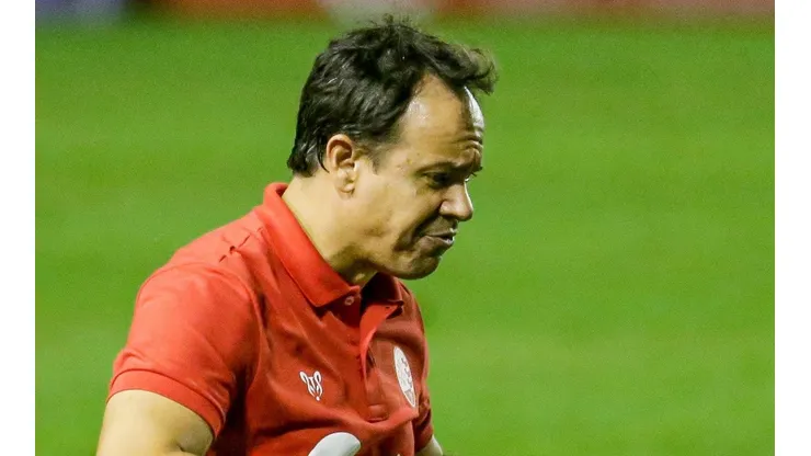Foto: Rafael Vieira/AGIF - Dado já havia treinado o Náutico em 2017.