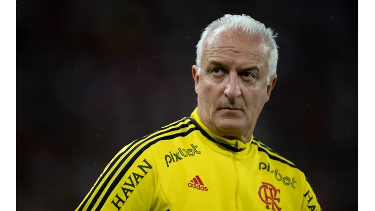 Dorival Jr foi acusado de desistir da briga por título do Brasileirão