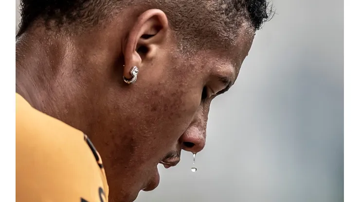Foto: Ivan Storti/Santos FC - Ângelo tem sido testado em função diferente na Seleção Sub-20 - pelo lado esquerdo