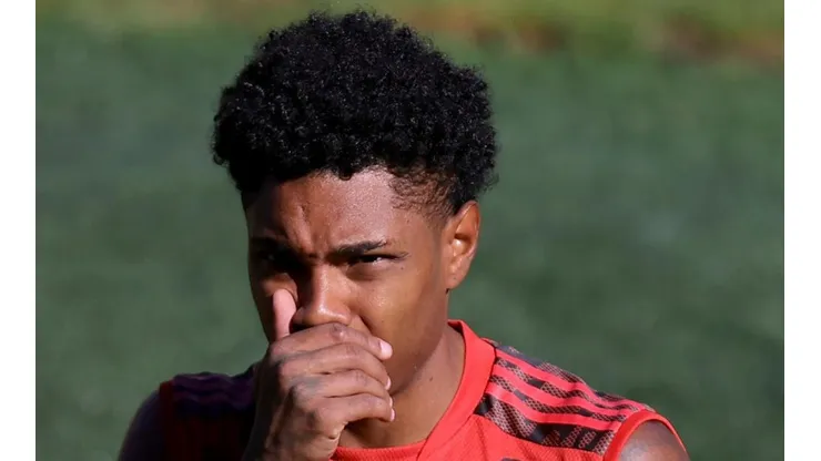 - Vitinho