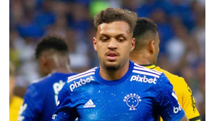 Daniel Jr. revela pressão sofrida pela torcida para renovar com Cruzeiro
