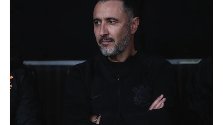 Ettore Chiereguini/AGIF - Vítor Pereira fala sobre futuro no Corinthians