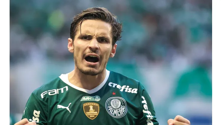Foto: Marcello Zambrana/AGIF | Veiga sofreu uma entorse no tornozelo