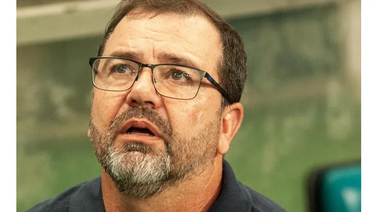 Jhony Pinho/AGIF. Enderson Moreira pode perder dois titulares de uma só vez