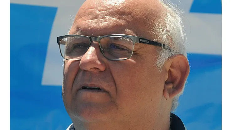 “Prejudicial...”; Romildo Bolzan abre o jogo sobre saída de Roger e retorno de Renato ao Grêmio