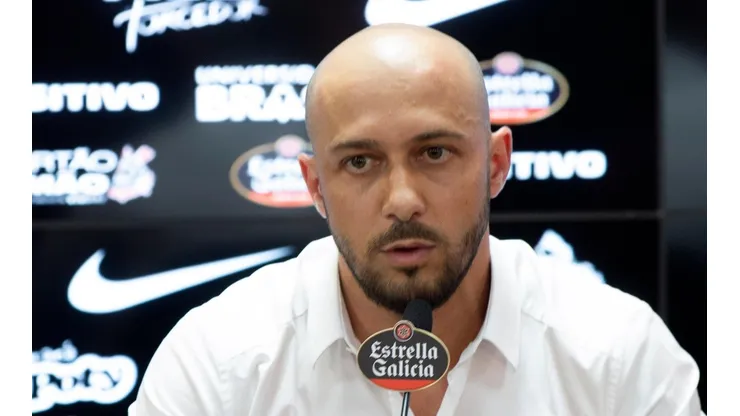 Foto: Daniel Vorley/AGIF - Alessandro foi um jogador importante da história do Corinthians.