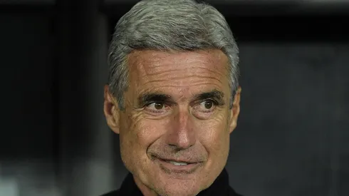 Luís Castro recebe informação de última hora sobre retorno importante diante do Fortaleza