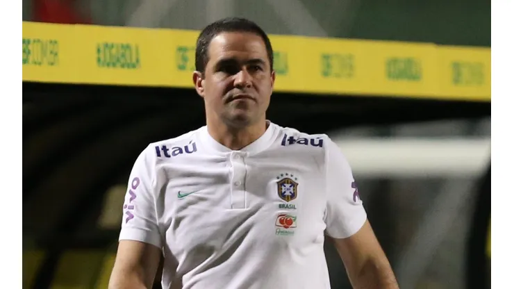 Foto: Marcelo Zambrana/AGIF - Jardine colocou Helinho como titular no São Paulo.