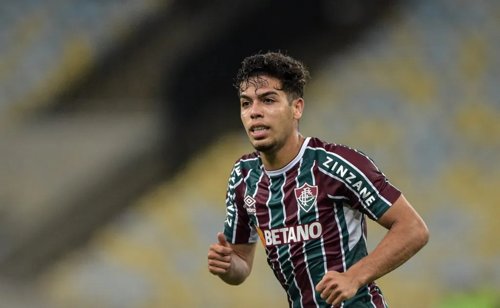 Nonato em ação pelo Fluminense.  (Foto: Thiago Ribeiro/AGIF)