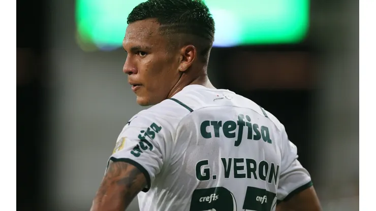 Foto: Gil Gomes/AGIF - Veron foi negociado pelo Palmeiras por 10 milhões de euros ao Porto-POR
