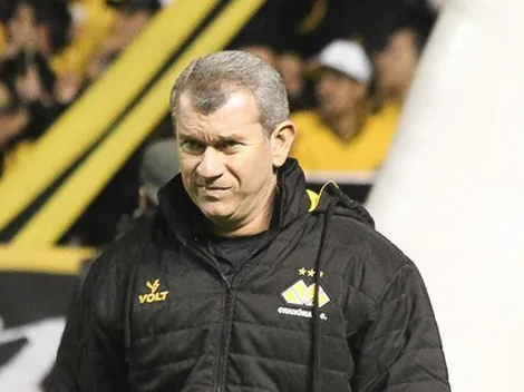 "O Criciúma tem..."; Tencati valoriza vitória com gol de ex-Corinthians diante do Grêmio