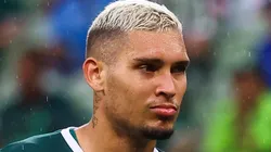 Foto: Marcello Zambrana/AGIF - Torcida palmeirense cobra atacante no lugar de Navarro