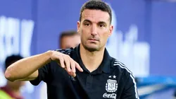 (Photo by Juan Manuel Serrano Arce/Getty Images) - Scaloni está de olho no Corinthians.