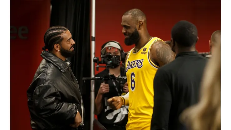 Getty Images/Cole Burston - Drake e LeBron podem virar sócios de gigante europeu
