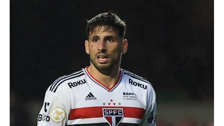 Calleri destaca importância e projeta confronto diante do Atlético-GO