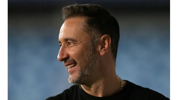 Vitor Pereira no comando do Corinthians (Foto: Gil Gomes/AGIF)