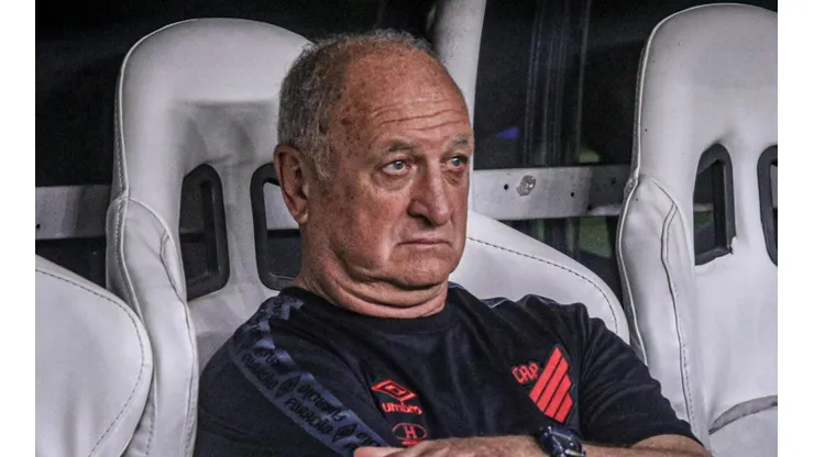 Lucas Emanuel/AGIF. Felipão pode alterar equipe para enfrentar o Palmeiras