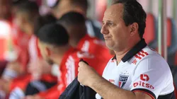 Marcello Zambrana/AGIF/ "Meus olhos sangram"; Torcida do São Paulo se irritam com dois titulares de Ceni em derrota.