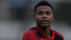 Foto: Thiago Ribeiro/AGIF - Matheus França é citado em crítica de RMP a atacante do Flamengo