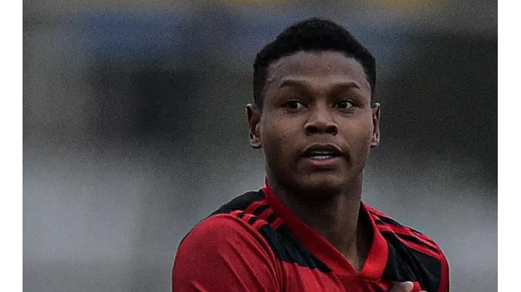 Foto: Thiago Ribeiro/AGIF - Matheus França é citado em crítica de RMP a atacante do Flamengo